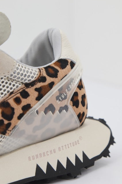 RUN OF JUNGLE W en color   (4)