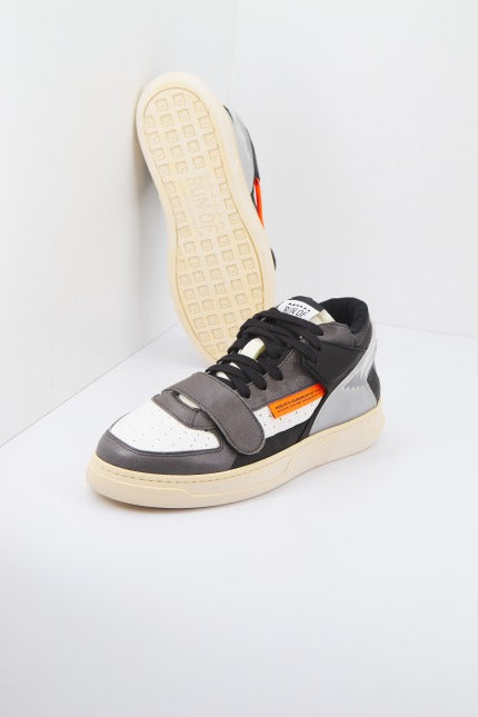 RUN OF LEGEND ONE M en color BIANCO  (2)