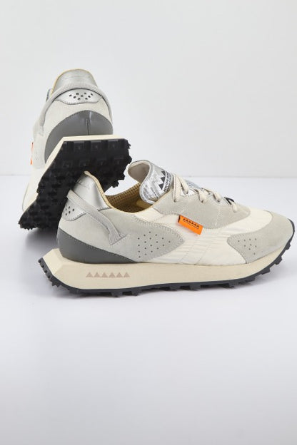 RUN OF PIUMA en color BIANCO  (2)