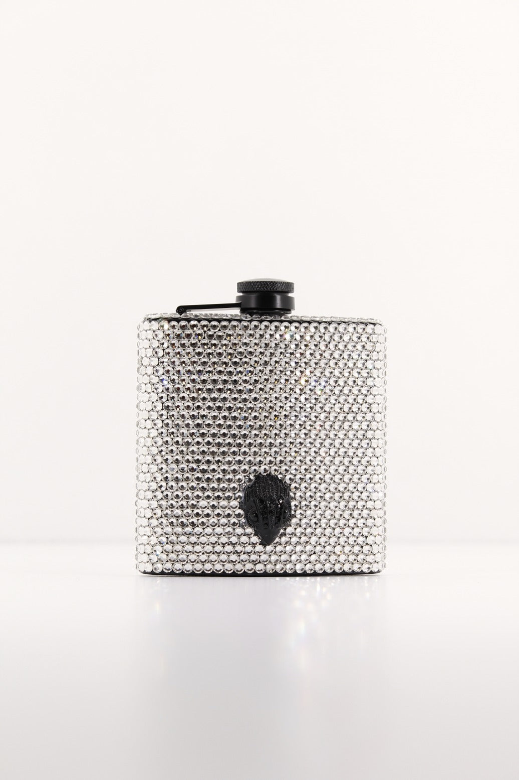 KURT GEIGER LONDON CRYSTAL FLASK en color SLVR  (1)