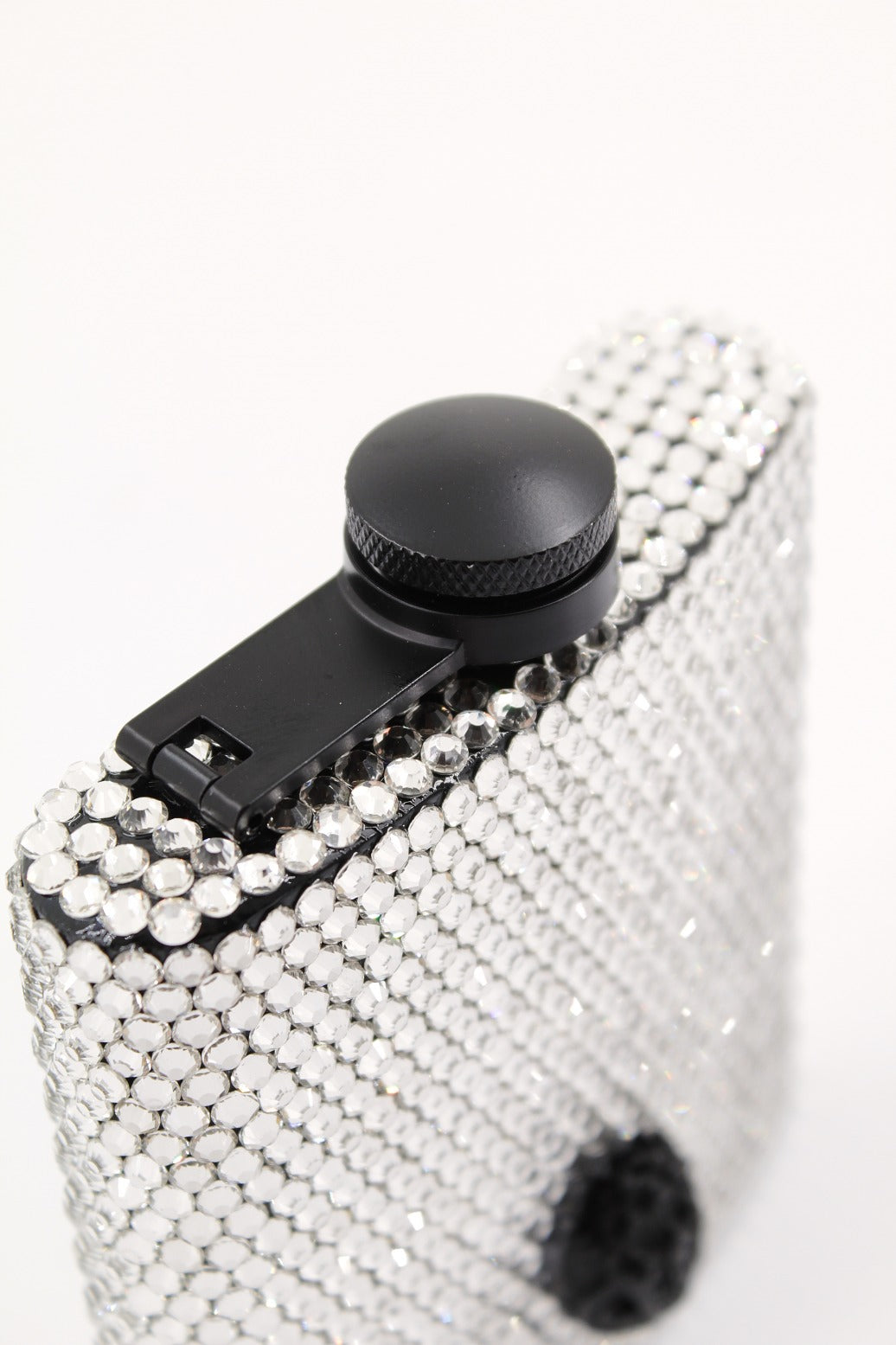 KURT GEIGER LONDON CRYSTAL FLASK en color SLVR  (3)