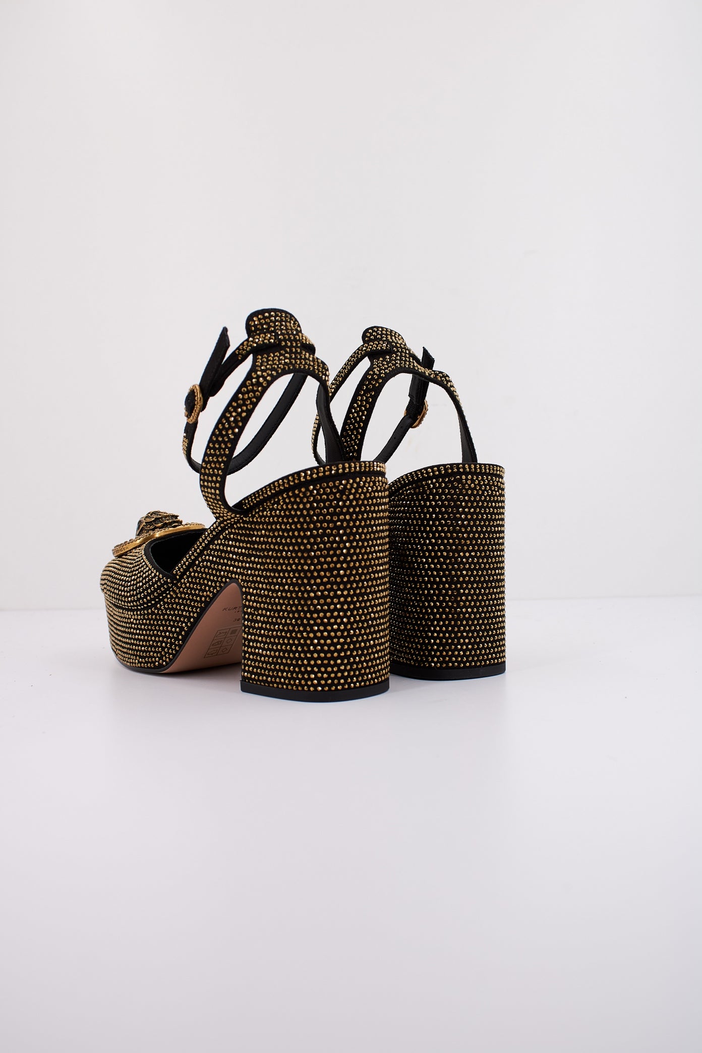 KURT GEIGER LONDON CHELSEA CLOSED PLATF en color GLDCMB  (4)