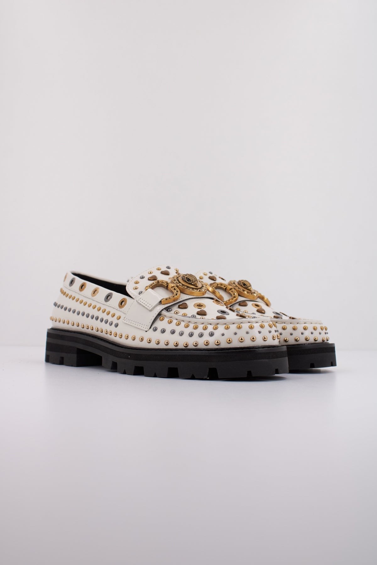 KURT GEIGER LONDON MANSION STUD LOAFER en color OPNWHT  (2)
