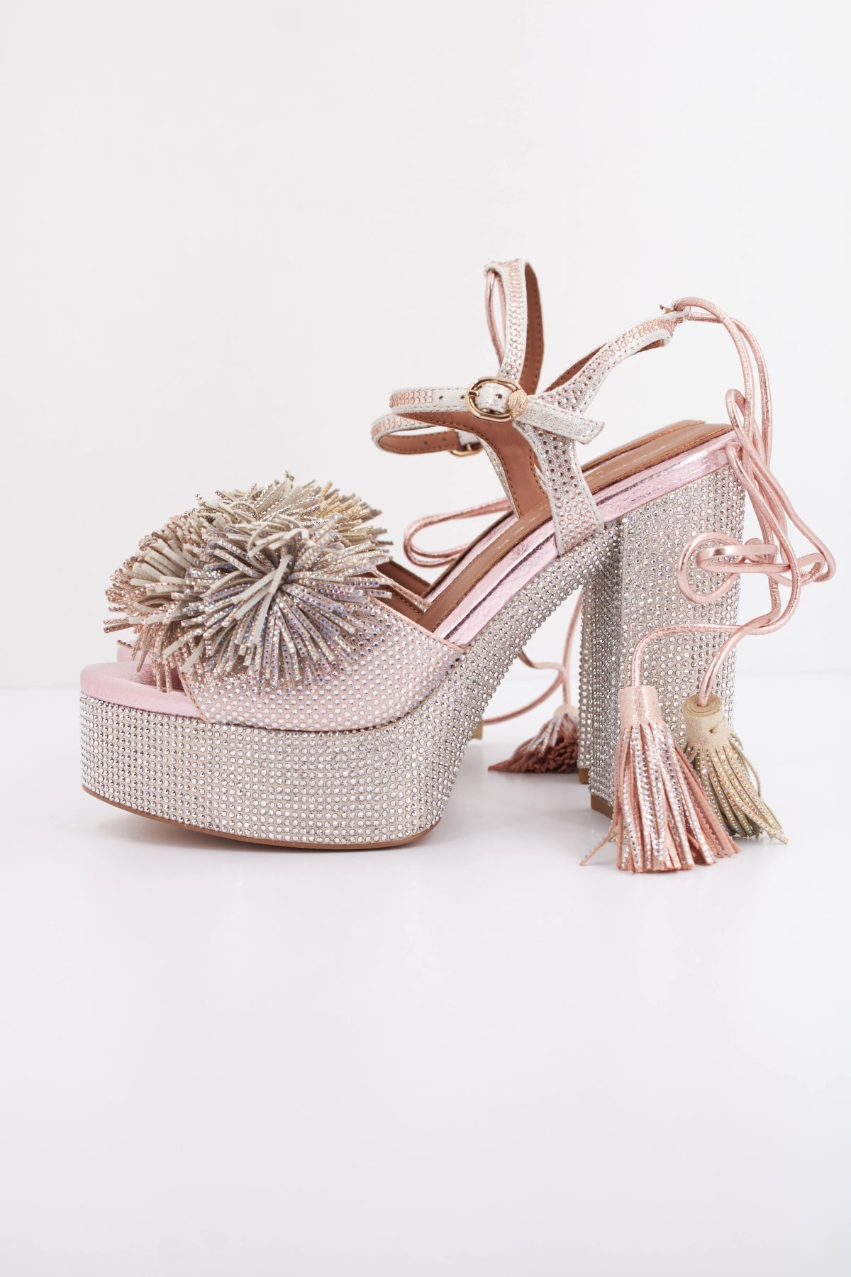 KURT GEIGER LONDON POM POM TIE PLATFORM en color OPNGRY  (1)