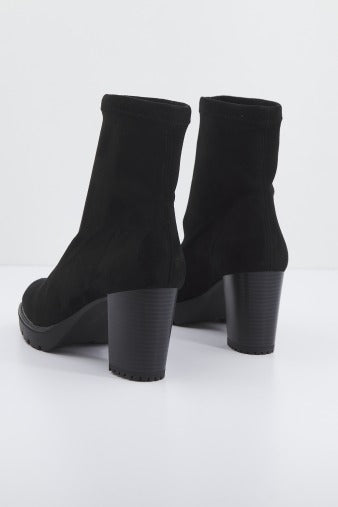 MISS ELASTIC BOTIN NINA en color NEGRO  (2)