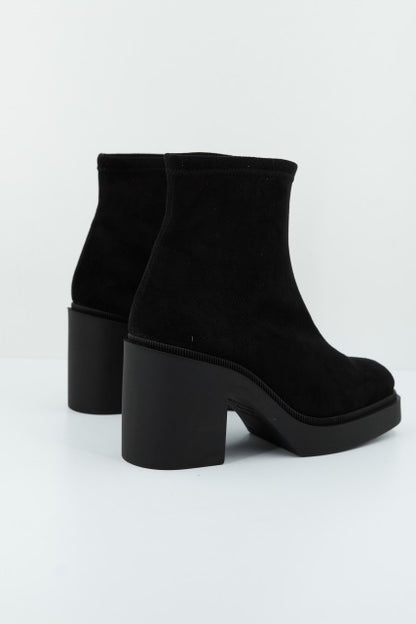 MISS ELASTIC  MAT en color NEGRO  (3)