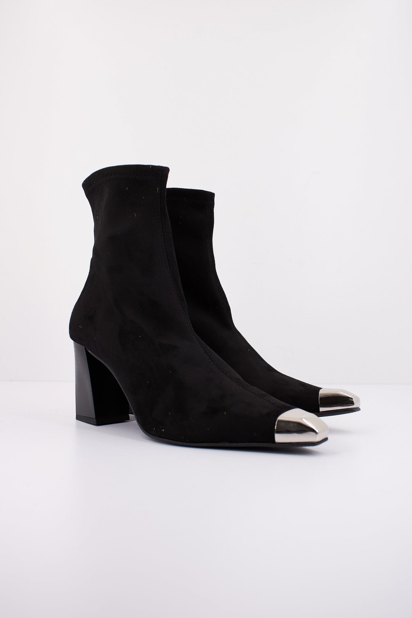 MISS ELASTIC EMILY en color NEGRO  (2)