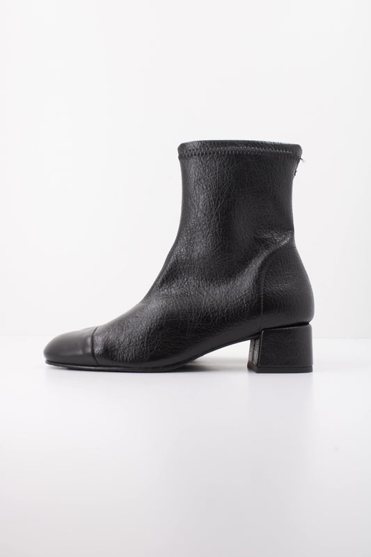 MISS ELASTIC BOTIN CHANEL BRILLIT en color NEGRO  (1)