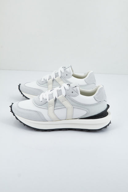 MIKAKUS  WHITE LEATHER en color WHITE  (1)