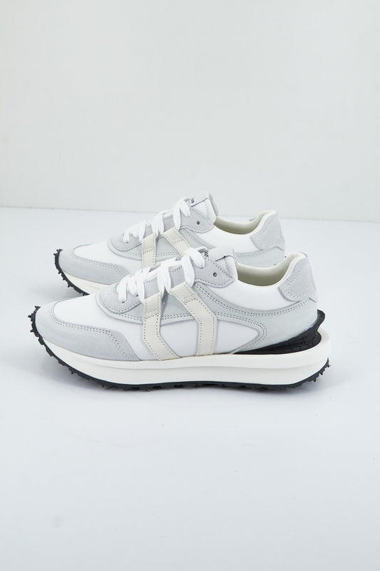 MIKAKUS  WHITE LEATHER en color WHITE  (1)