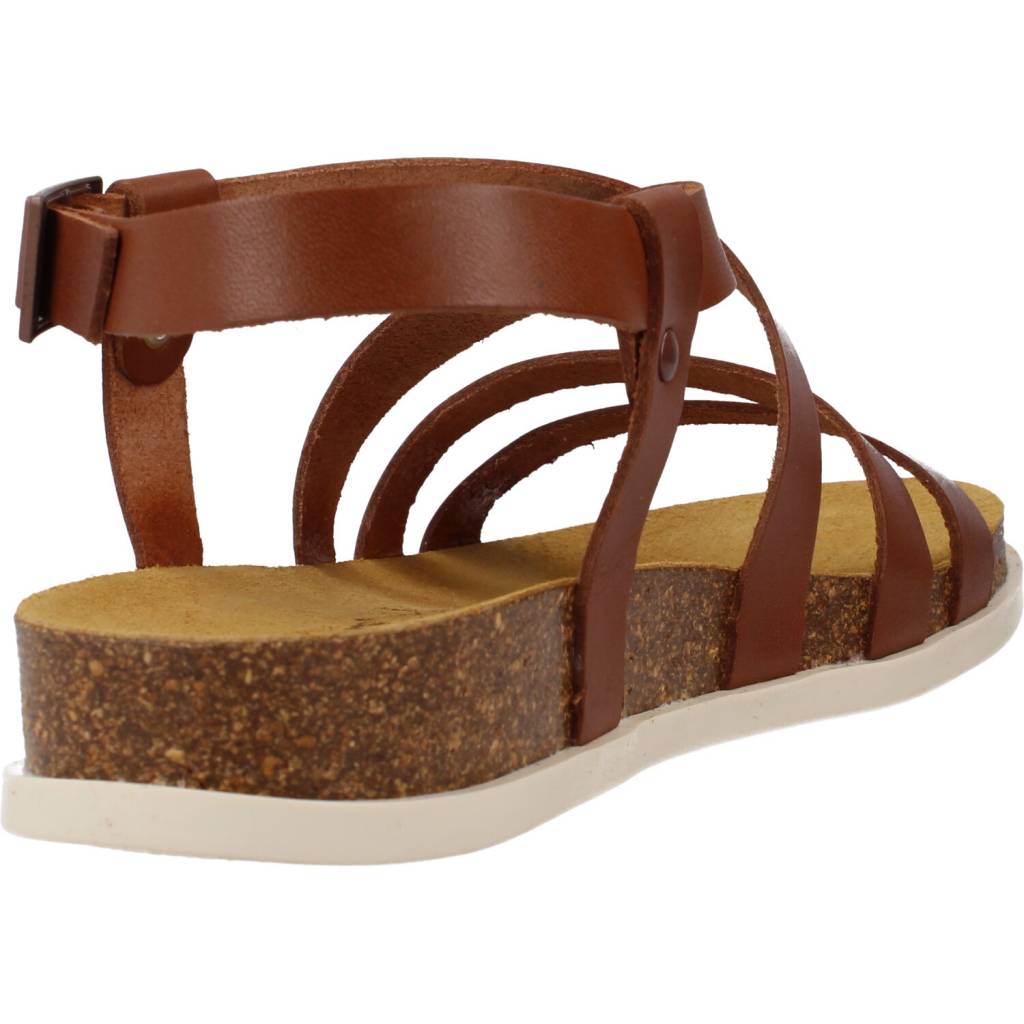 KICKERS   en color MRRNCLR  (3)