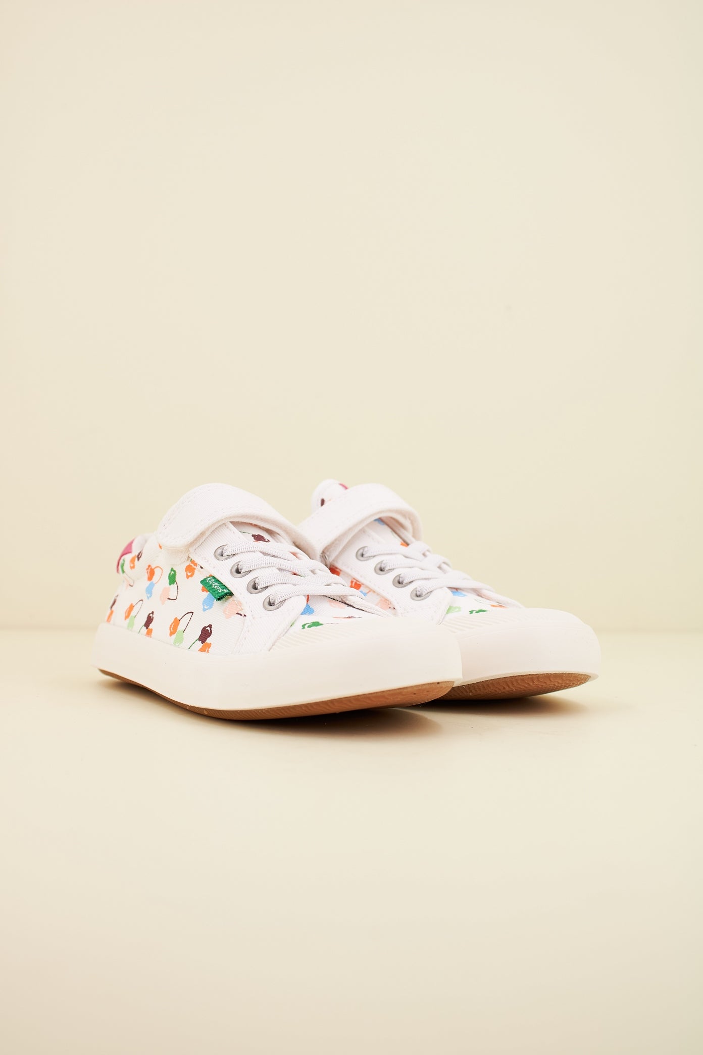 KICKERS KICKGOLDI en color BLANC  (2)