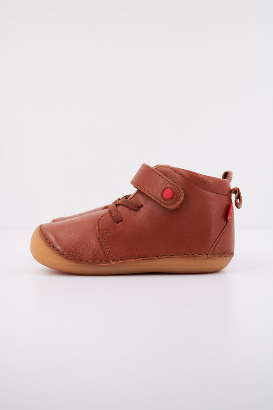 KICKERS SONIZIKRO en color CAMEL  (1)