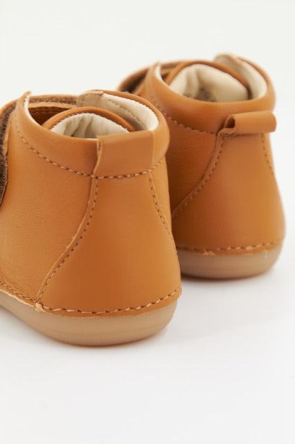KICKERS SABIO en color CAMEL  (3)