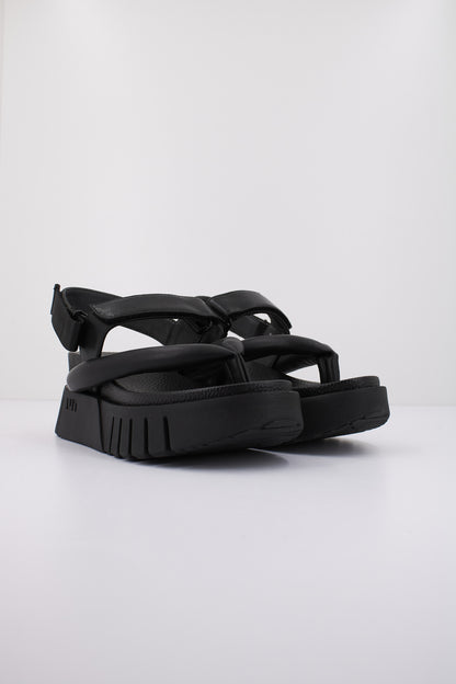 UNITED NUDE DELTA TONG en color BLACK  (2)