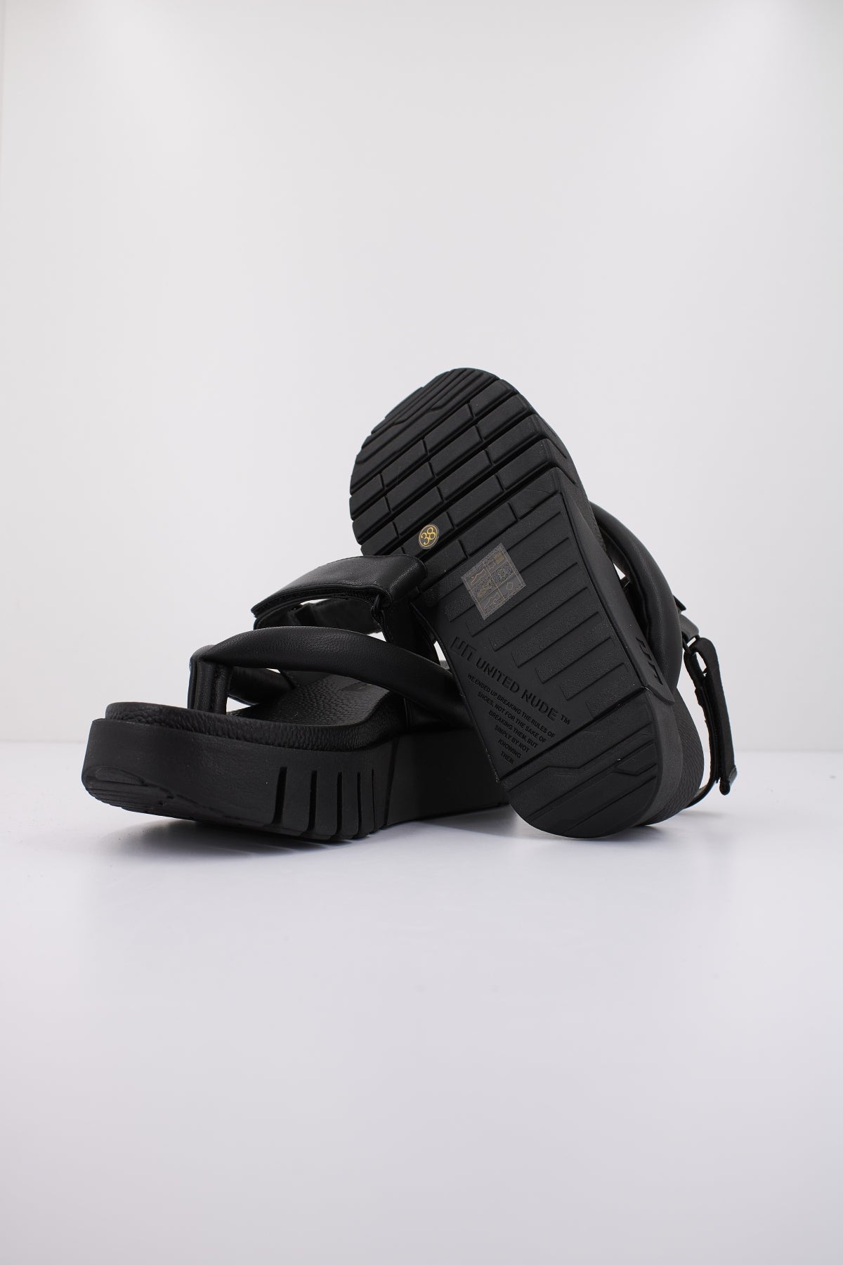 UNITED NUDE DELTA TONG en color BLACK  (4)