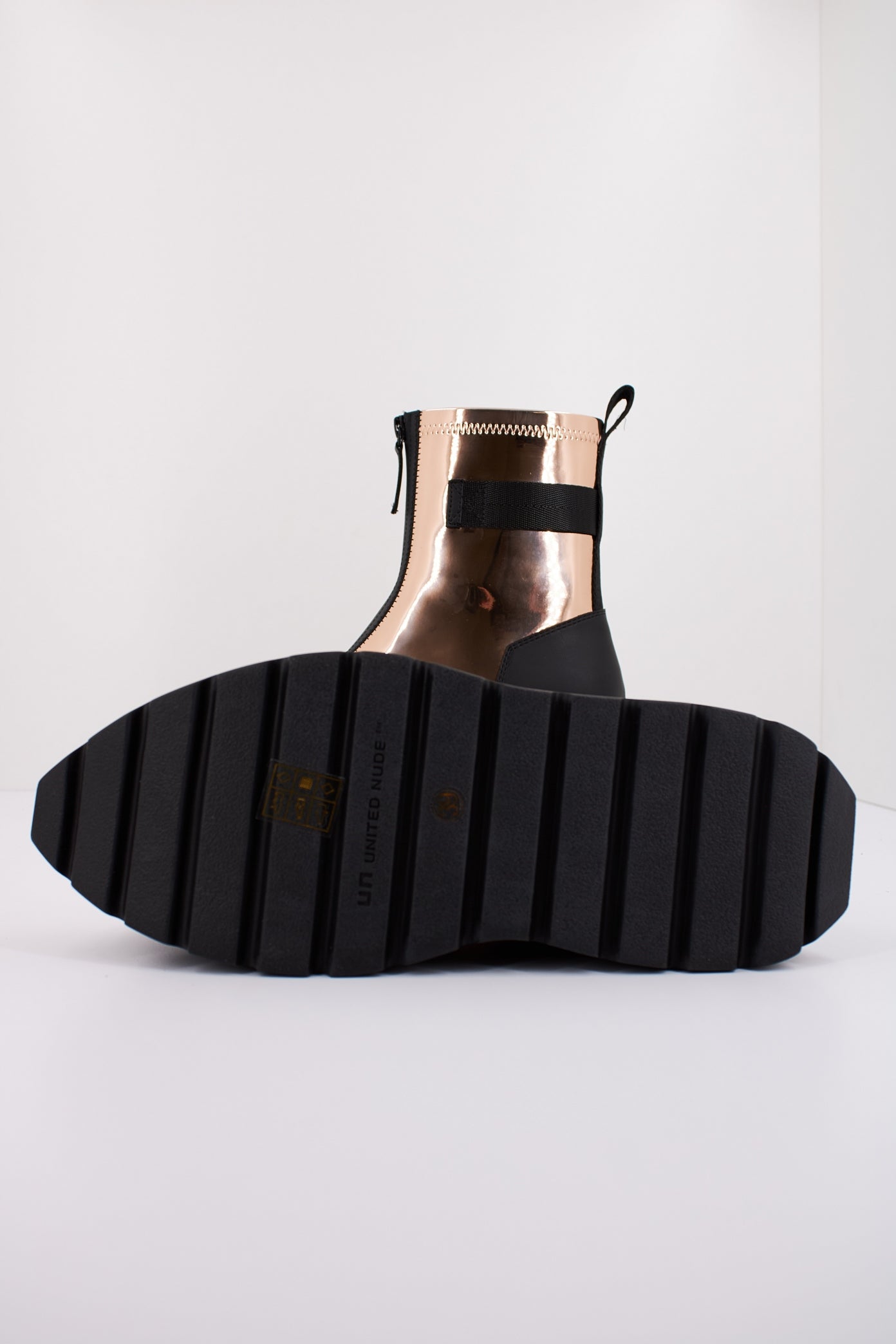 UNITED NUDE  ROKO BOOTIE II en color ROSGLD  (5)