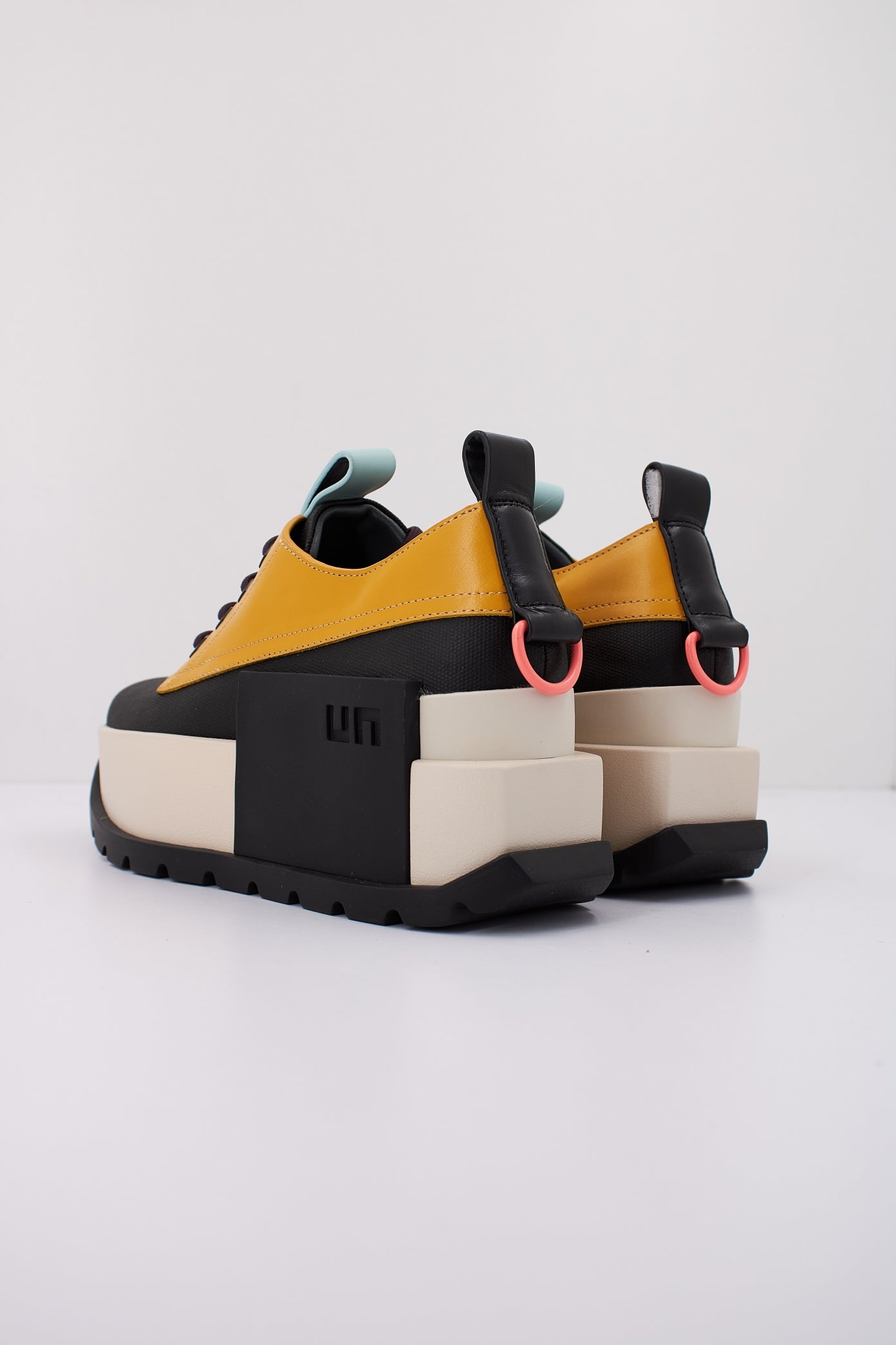 UNITED NUDE ROKO PATROL DERBY en color GOLDEN  (4)