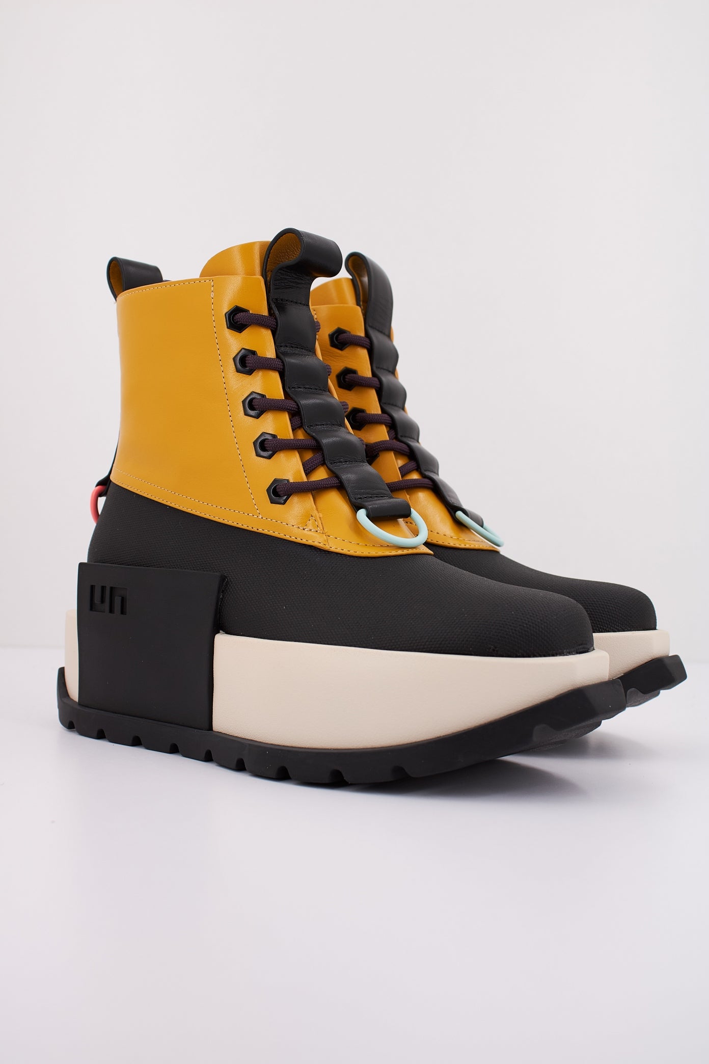 UNITED NUDE ROKO PATROL en color GOLDEN  (2)