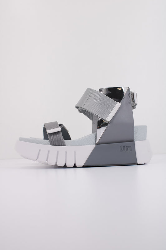 UNITED NUDE DELTA RUN en color IRONY  (1)