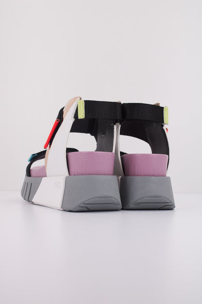 UNITED NUDE DELTA RUN en color TMLS  (4)