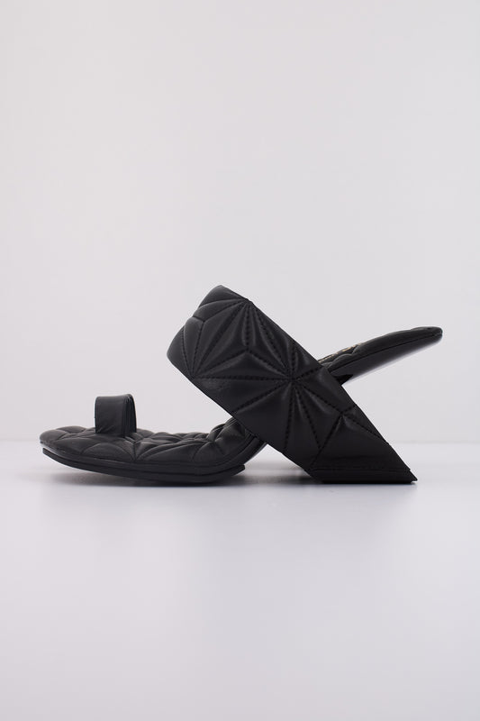 UNITED NUDE LOOP TOE HI en color BLACK  (1)