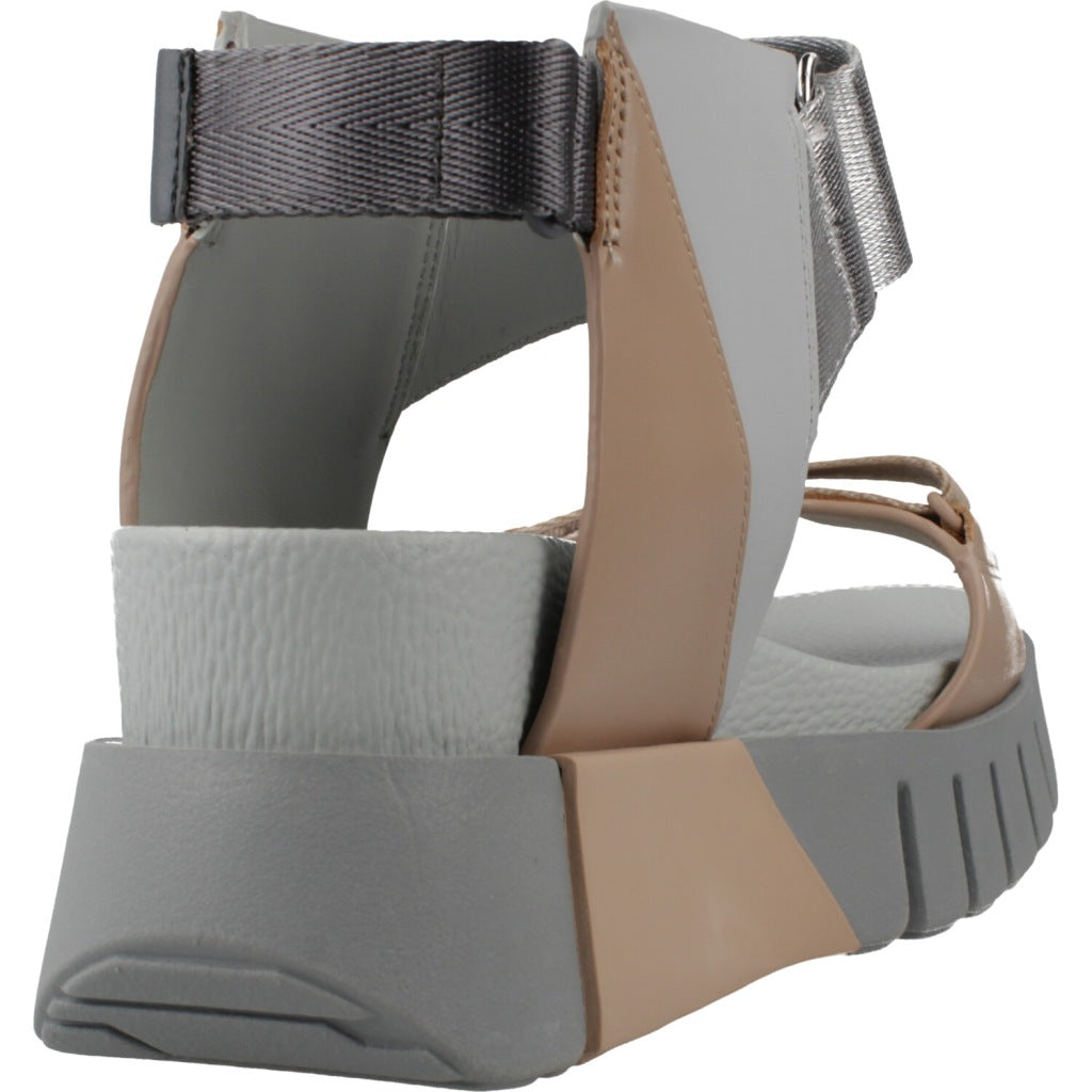 UNITED NUDE DELTA RUN en color ORE  (3)