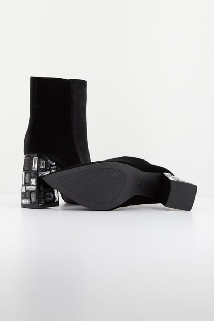 MENBUR M en color BLACK  (4)