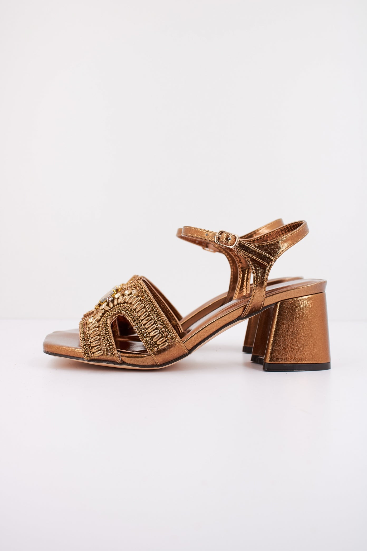 MENBUR M en color BRONZE  (1)