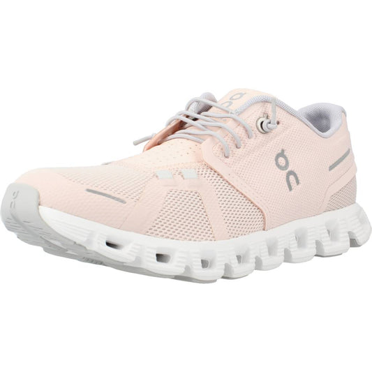 ON RUNNING CLOUD  en color WHITE  (1)