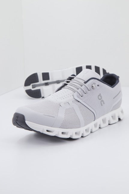 ON RUNNING  CLOUD  en color WHITE  (1)