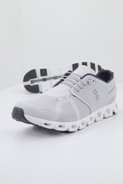 ON RUNNING  CLOUD  en color WHITE  (1)