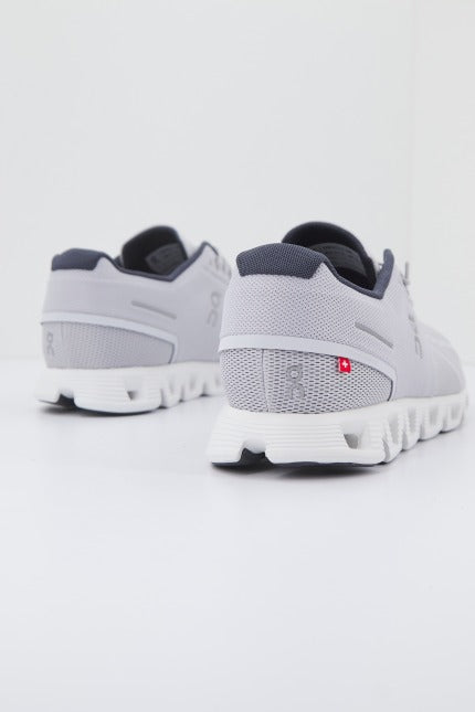 ON RUNNING  CLOUD  en color WHITE  (3)