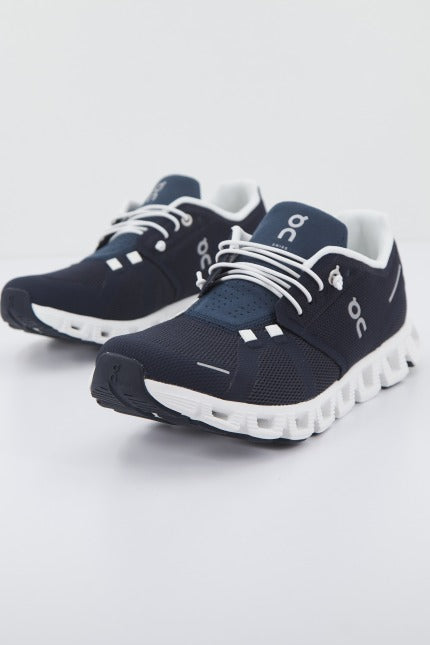 ON RUNNING CLOUD  en color MIDNIGHT  (2)