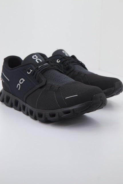 ON RUNNING CLOUD  en color BLACK  (2)