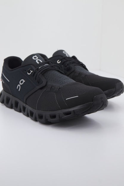 ON RUNNING CLOUD  en color BLACK  (2)