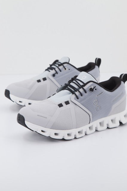 ON RUNNING CLOUD  WATERPROOF en color GLACIERWHI  (2)