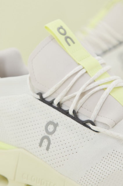 ON RUNNING CLOUDNOVA en color WHTSDLNG  (4)
