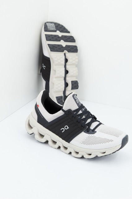 ON RUNNING CLOUDSWIFT  AD en color SNDMGNT  (3)