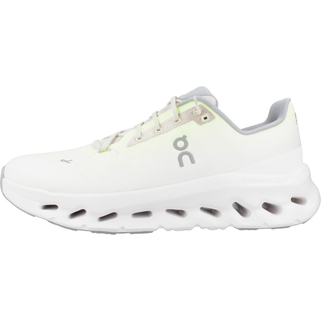 ON RUNNING CLOUDTILT M en color IVORY  (2)