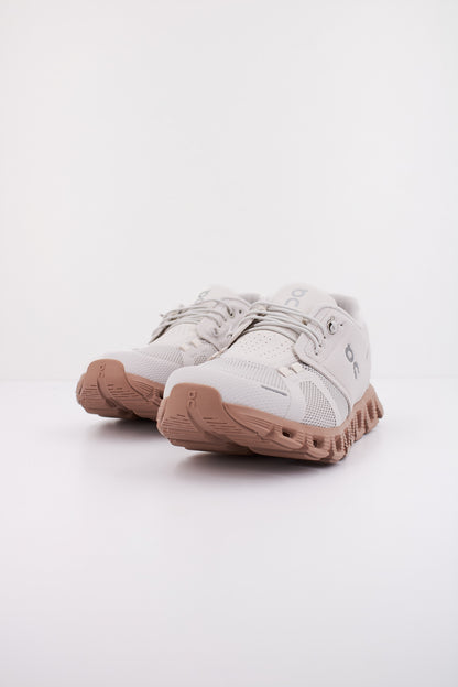 ON RUNNING CLOUD  en color SAND  (2)