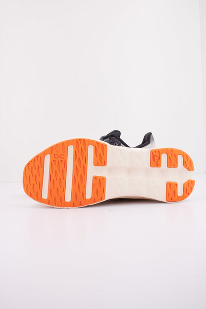 ON RUNNING CLOUDTILT en color IRON  (5)