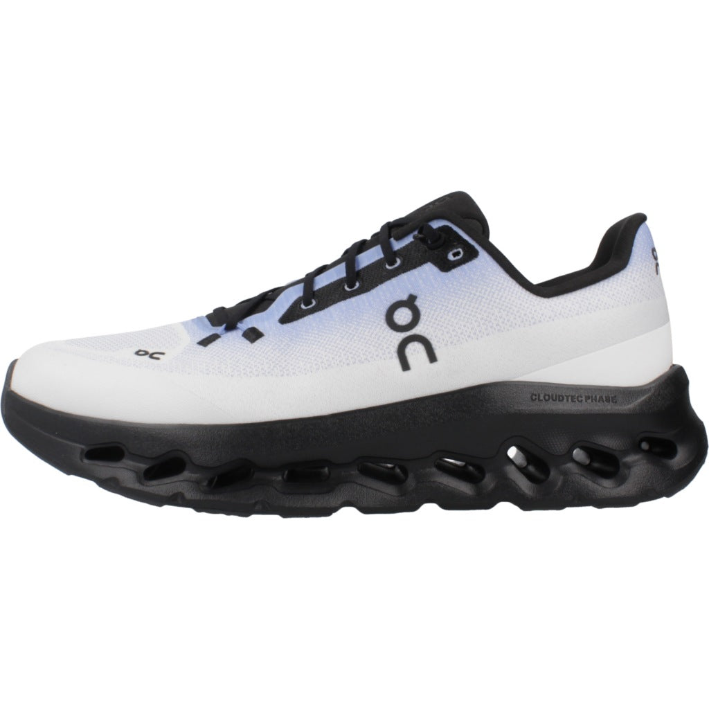 ON RUNNING CLOUDTILT en color ECLIPSE  (2)