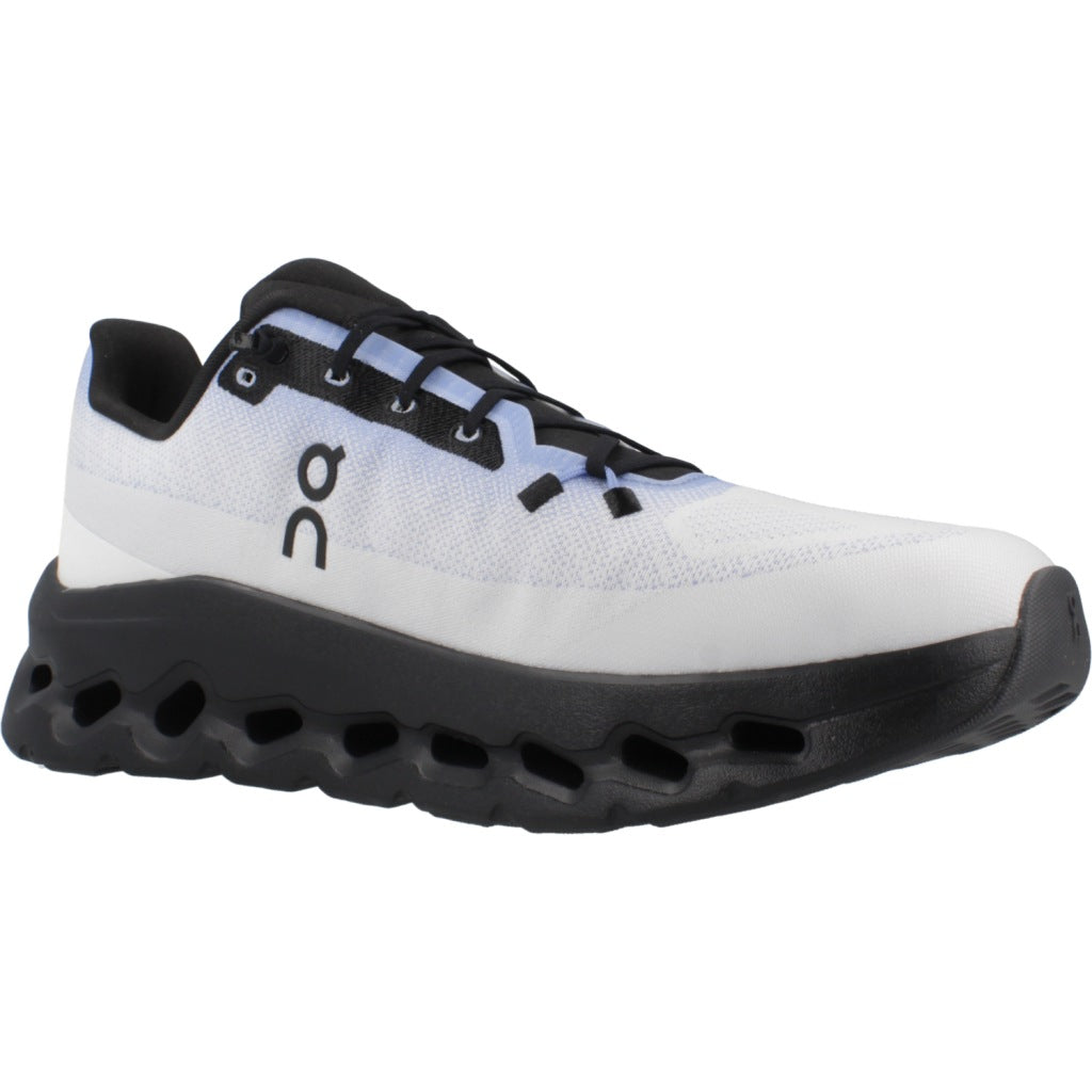 ON RUNNING CLOUDTILT en color ECLIPSE  (5)