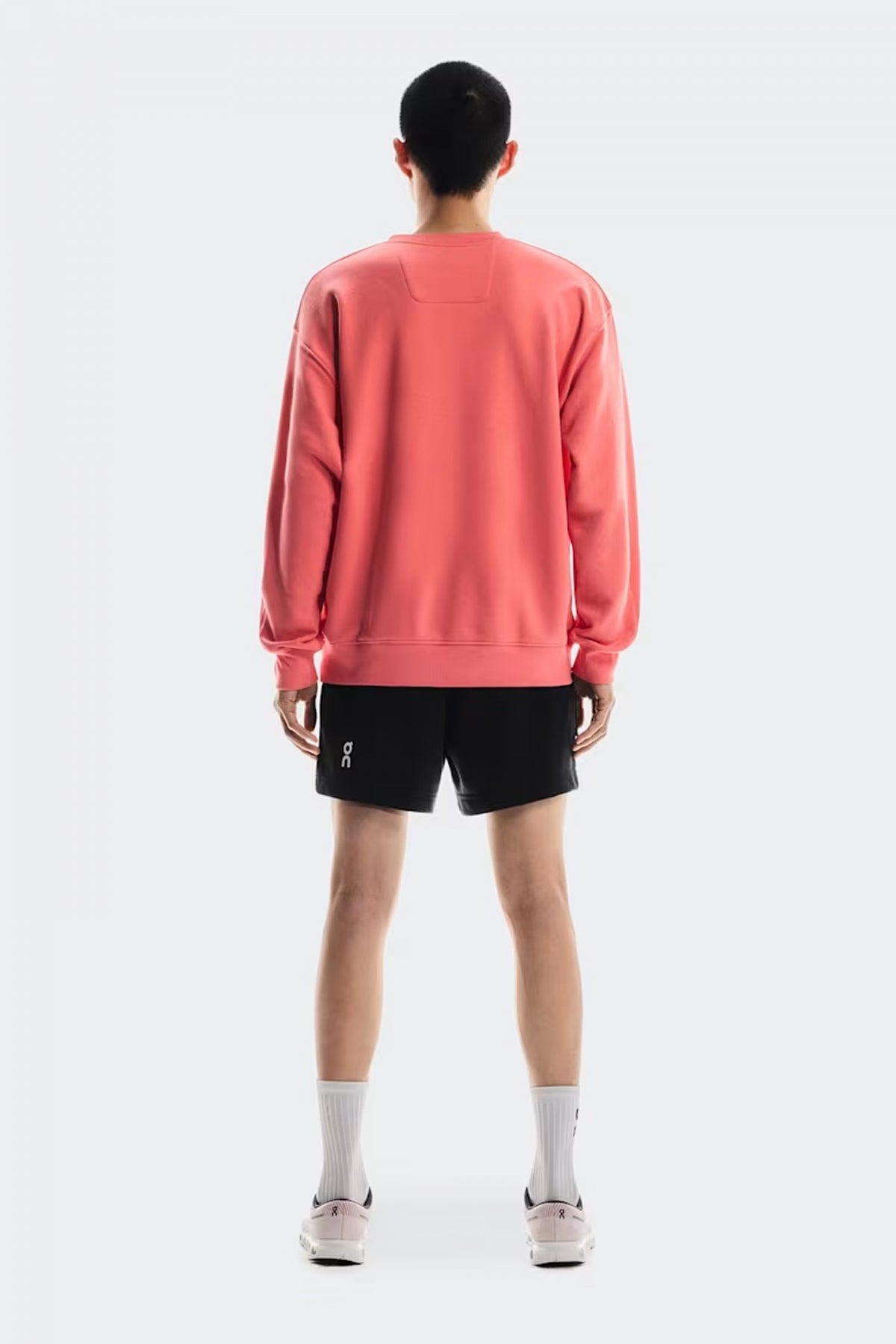 ON RUNNING CLUB SHORTS en color BLACK  (3)