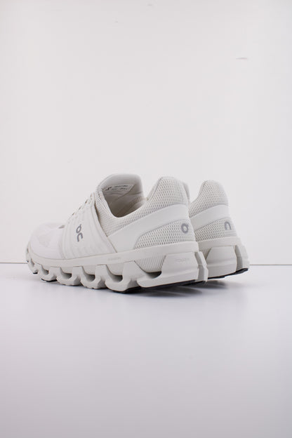 ON RUNNING CLOUDSWIFT  AD M en color ICEBLCK  (4)