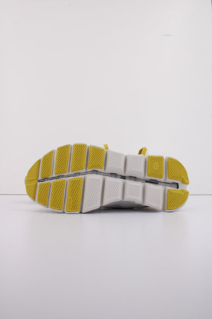 ON RUNNING CLOUD X  AD W en color ICELTRMRN  (5)