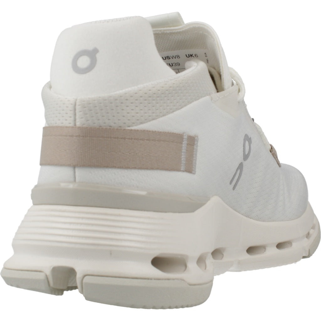 ON RUNNING CLOUDNOVA  W en color ICESND  (3)