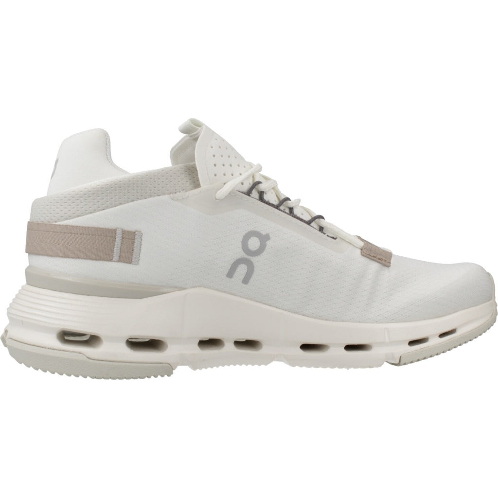 ON RUNNING CLOUDNOVA  W en color ICESND  (4)