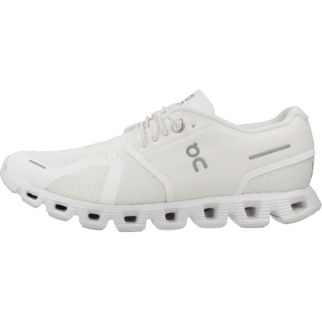 ON RUNNING CLOUD  M en color WHITE  (2)